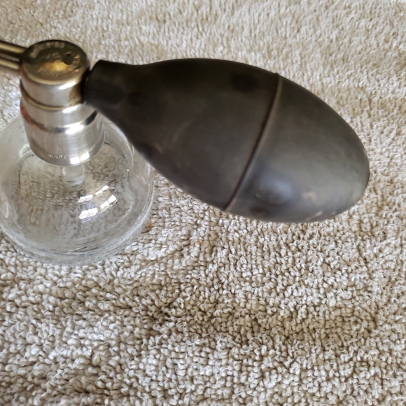 Atomizer - Picture 3 of 8